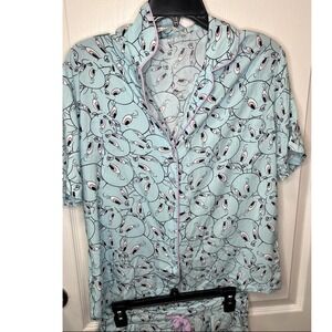 Looney Tunes Tweety Bird Pajama Set Womens‎ Sleepwear Top & Shorts